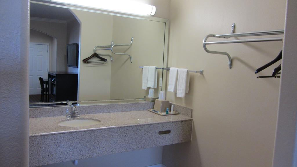 Palace Inn Copperfield Cypress Room photo